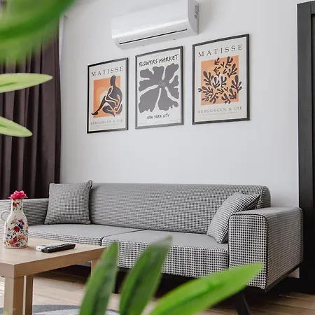 Ella Hotel