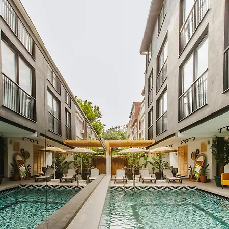 Hotel Ella