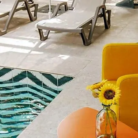 Ella Hotel