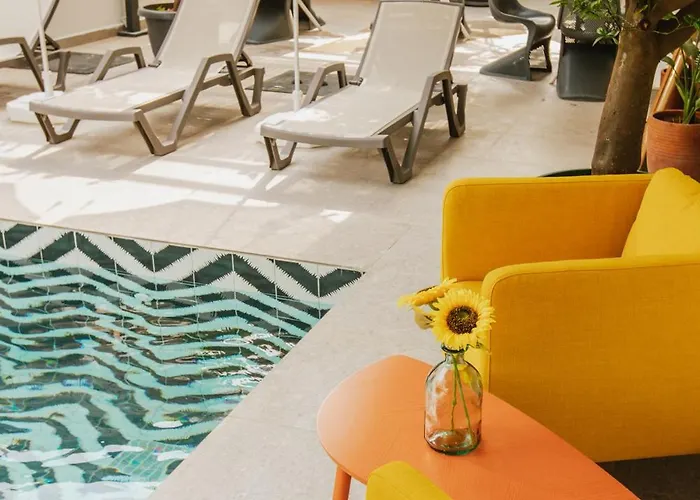 Hotel Ella